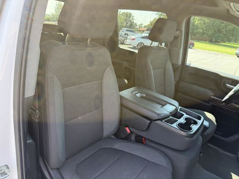Used 2023 Chevrolet Silverado 2500 LT AWD/4WD image 14