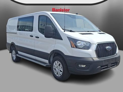 Used 2025 Ford Transit 250 Low Roof w/ Exterior Upgrade Package RWD image 3