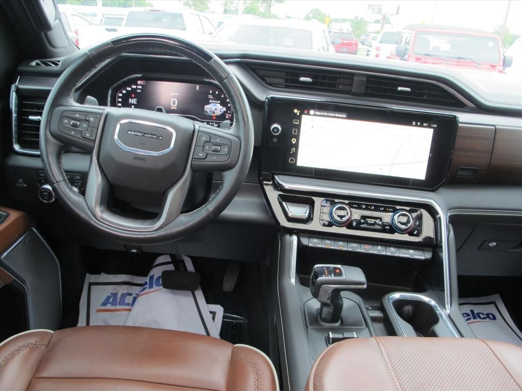 Used 2024 GMC Sierra 1500 Denali Ultimate AWD/4WD image 22