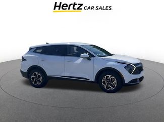 Used 2025 Kia Sportage LX video 1