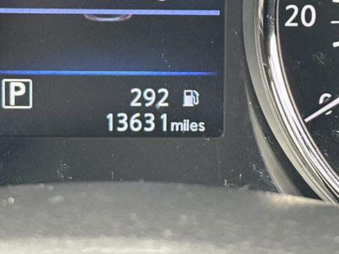 Used 2022 Nissan Rogue Sport SV w/ Technology Package image 32