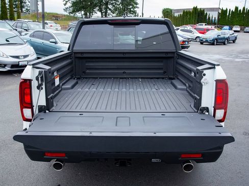New 2026 Honda Ridgeline Black Edition image 11