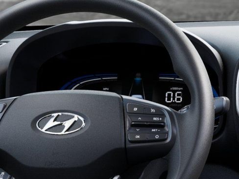 New 2026 Hyundai Venue SE FWD image 14