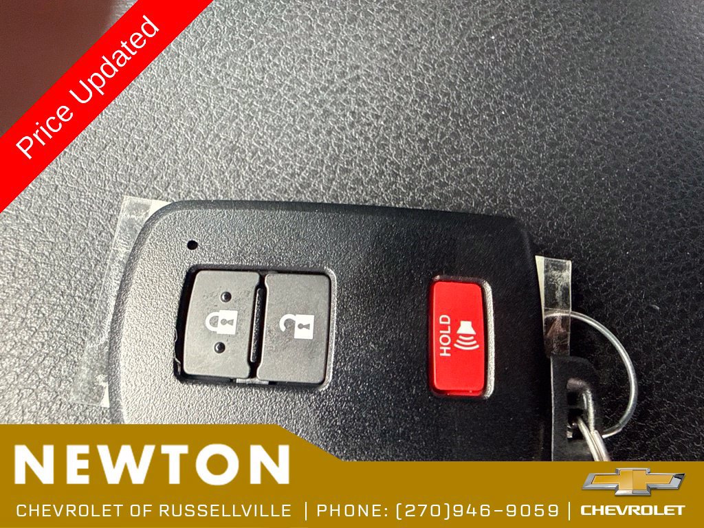 Used 2021 Toyota Tacoma TRD Sport AWD/4WD image 28