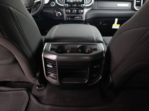 New 2026 RAM 1500 4x4 Crew Cab image 27