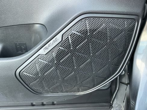 Certified 2019 Toyota RAV4 XLE Premium image 27