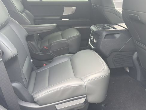 New 2026 Ford Expedition Active RWD image 21