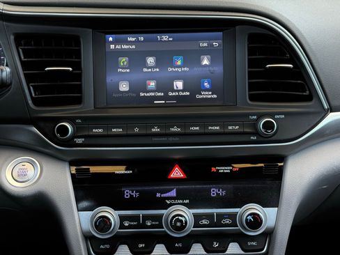 Used 2020 Hyundai Elantra Value Edition w/ Winter Weather Package image 44