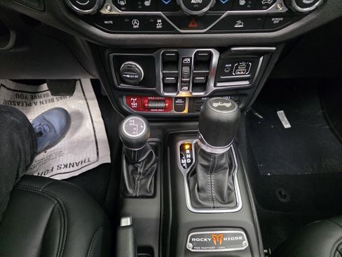 New 2025 Jeep Wrangler Unlimited Sport image 13