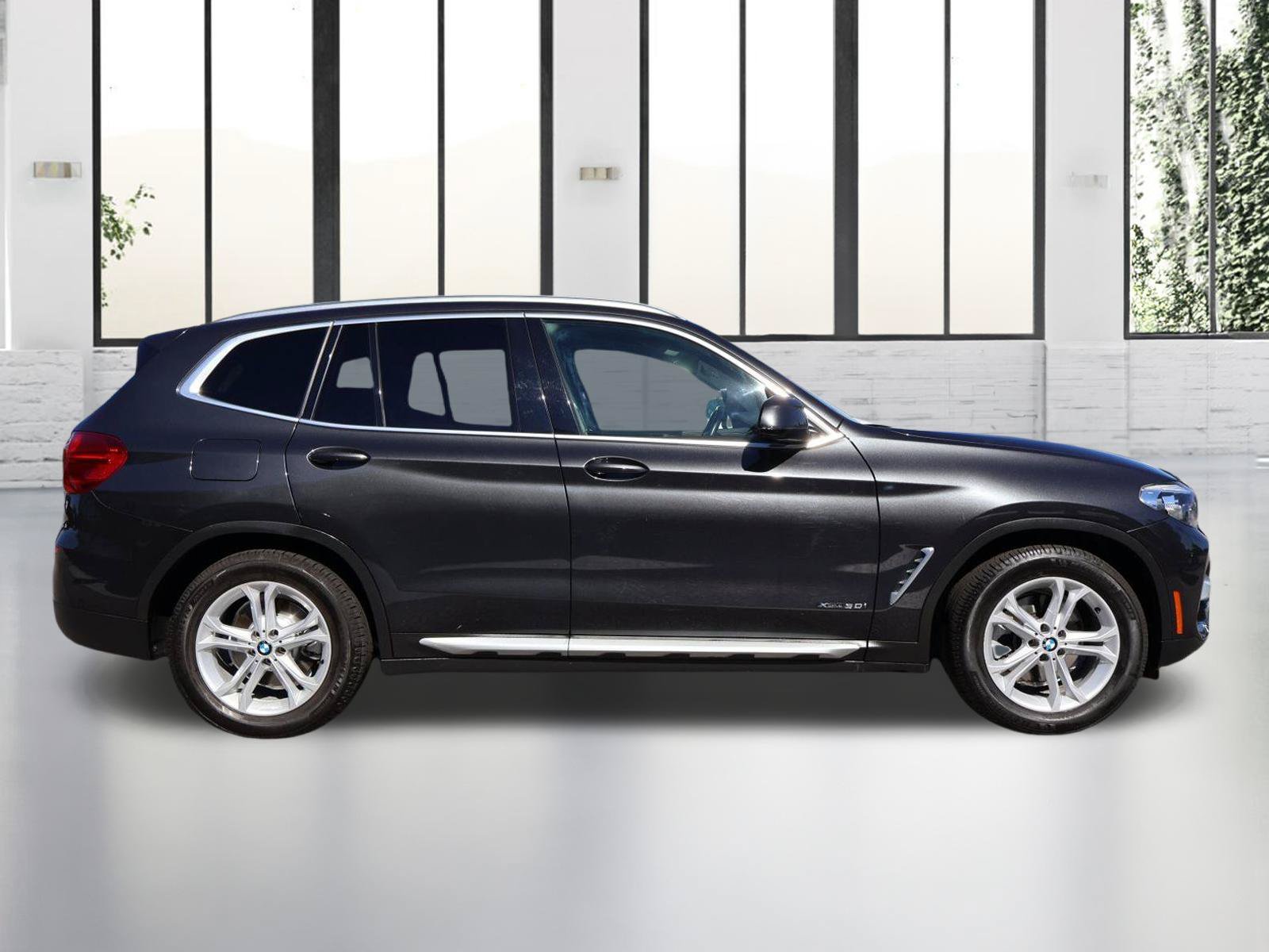 Used 2018 BMW X3 xDrive30i AWD/4WD image 6