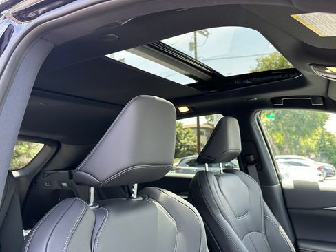 New 2027 INFINITI QX65 Luxe w/ Cargo Package AWD/4WD image 17