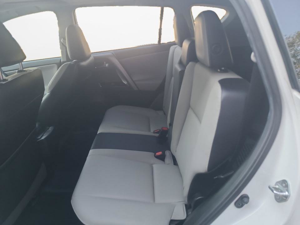 Used 2018 Toyota RAV4 Limited w/ Advanced Technology Package AWD/4WD image 16
