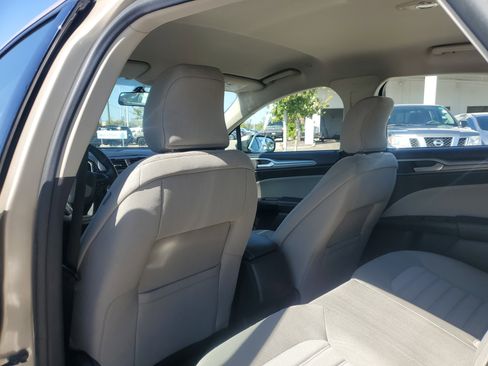 Used 2017 Ford Fusion S image 17