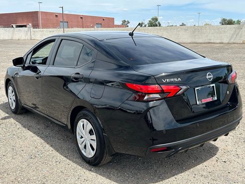 Used 2025 Nissan Versa S w/ Trunk Package image 7