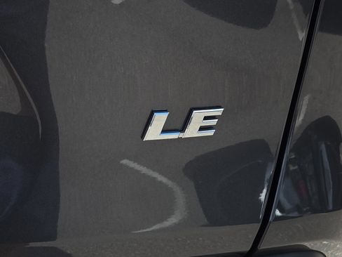 Certified 2025 Toyota RAV4 LE FWD image 32