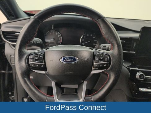 Certified 2023 Ford Explorer ST-Line w/ Class IV Trailer Tow Package image 43