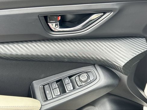 Certified 2025 Subaru Ascent Premium w/ Premium Package image 20