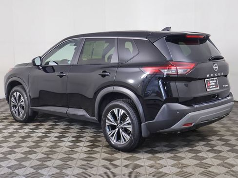 Used 2023 Nissan Rogue SV AWD/4WD image 7