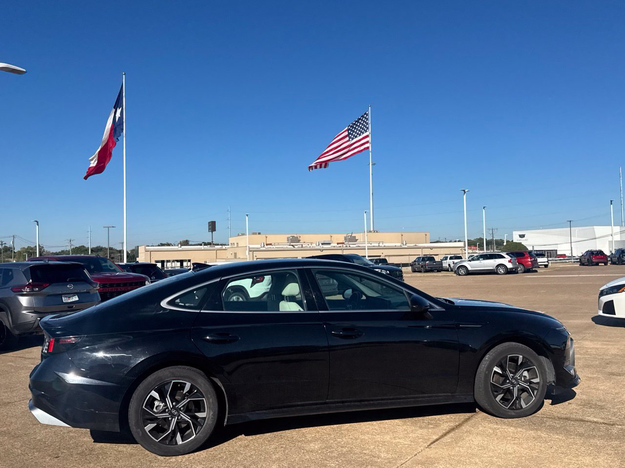 Used 2025 Hyundai Sonata SEL FWD image 26