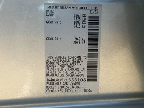 Used 2024 Nissan Altima 2.5 SR FWD image 31