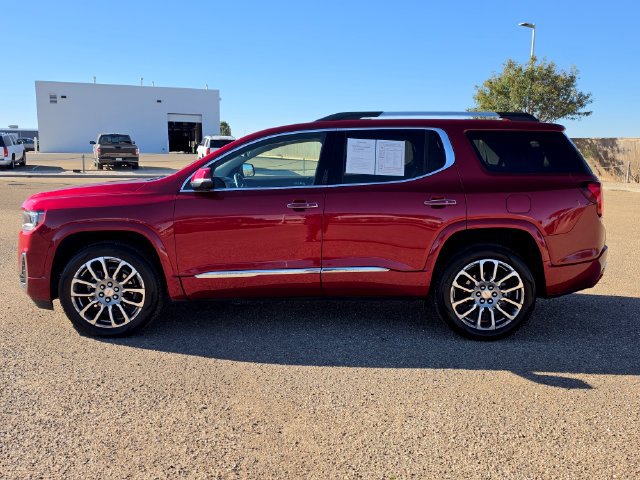 Used 2023 GMC Acadia Denali w/ Denali Technology Package FWD image 9
