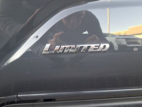 New 2025 Toyota 4Runner Limited image 13