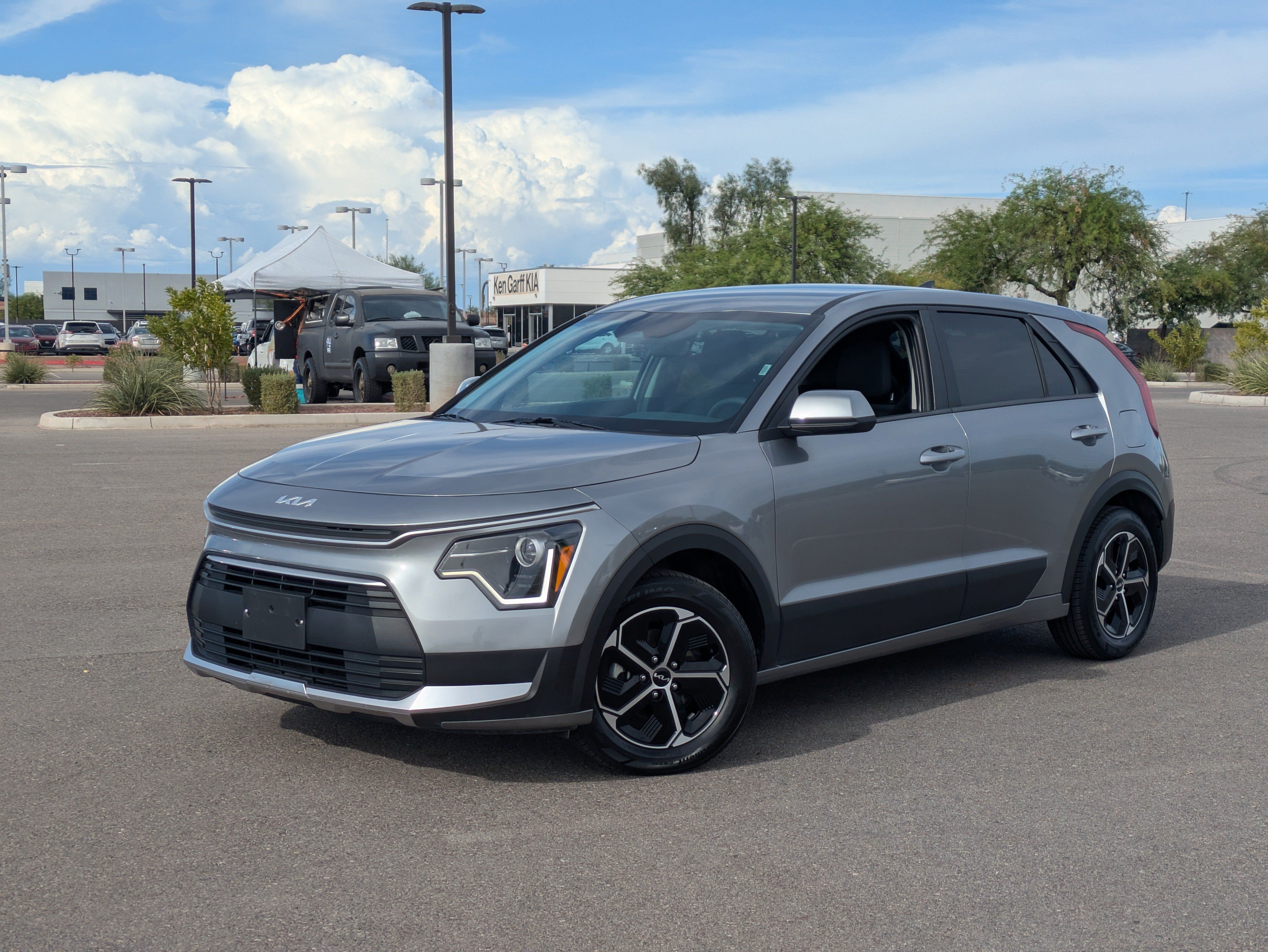Certified 2025 Kia Niro LX FWD image 32