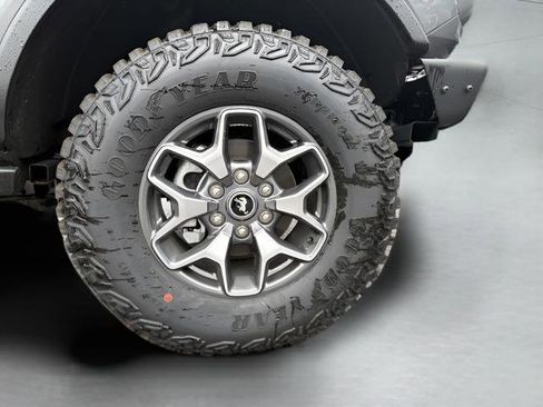 New 2025 Ford Bronco Badlands AWD/4WD image 8