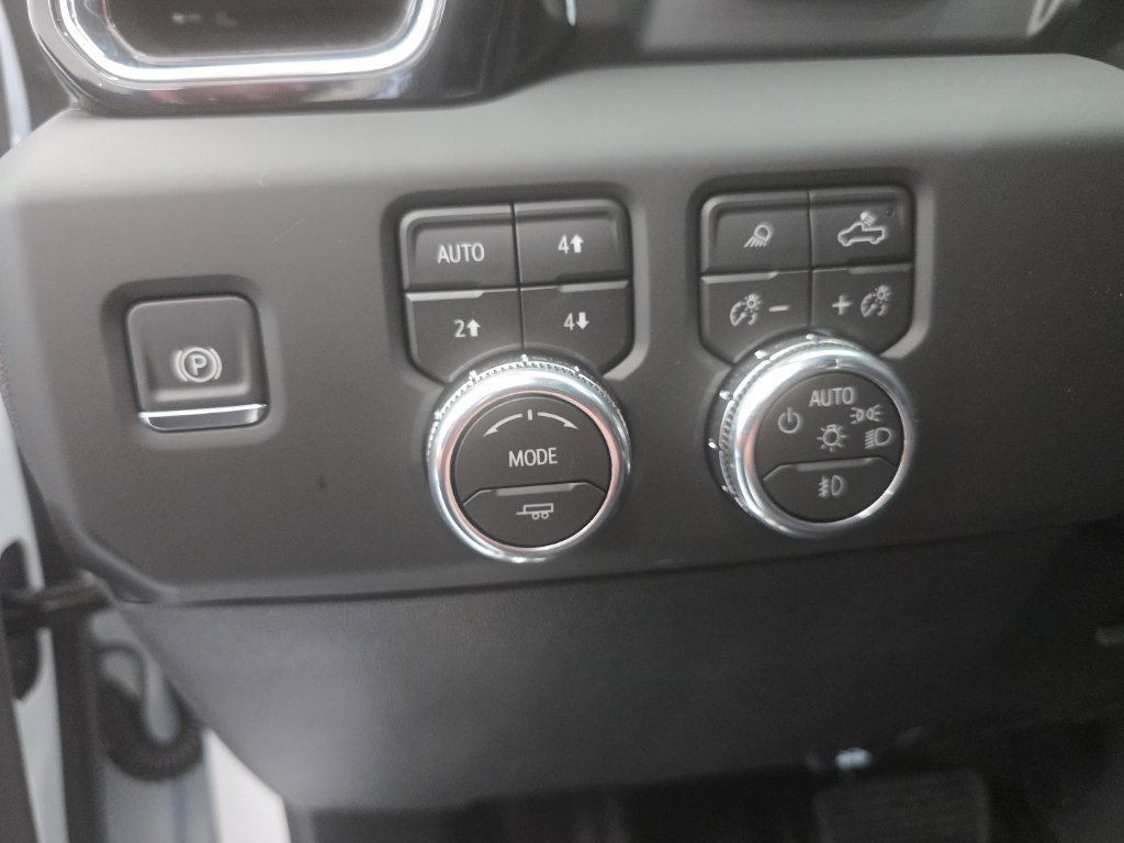 Used 2026 GMC Sierra 2500 AT4X AWD/4WD image 51
