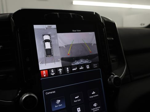 Used 2024 RAM 3500 Big Horn w/ Level 2 Equipment Group image 16