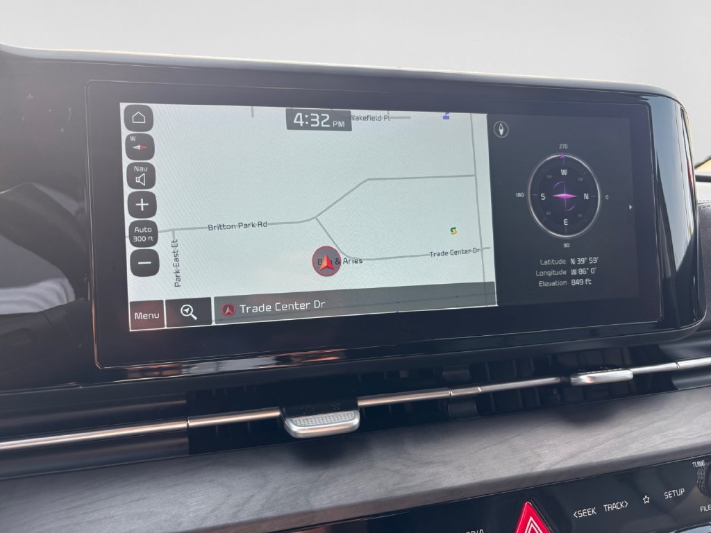 Used 2022 Kia Carnival SX FWD image 21