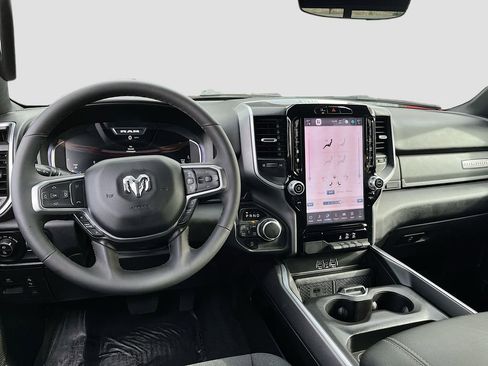 Used 2025 RAM 1500 Big Horn AWD/4WD image 24