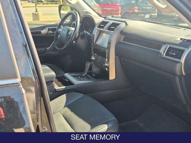Used 2015 Lexus GX 460 w/ Navigation Package AWD/4WD image 22