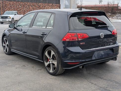Used 2017 Volkswagen GTI SE image 5