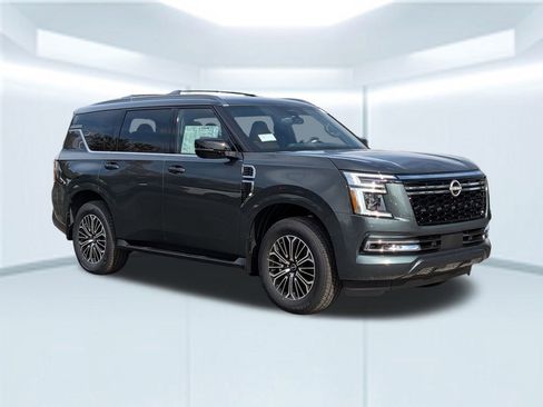 New 2026 Nissan Armada SL w/ Captain's Chari Seat Package image 8