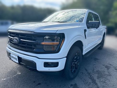 Used 2026 Ford F150 XLT w/ Equipment Group 302A MID AWD/4WD image 4