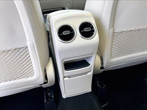 Certified 2023 Mercedes-Benz GLA 250 image 25