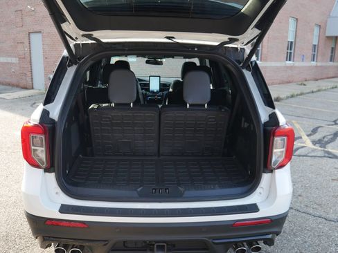 Used 2024 Ford Explorer ST w/ Equipment Group 401A AWD/4WD image 6