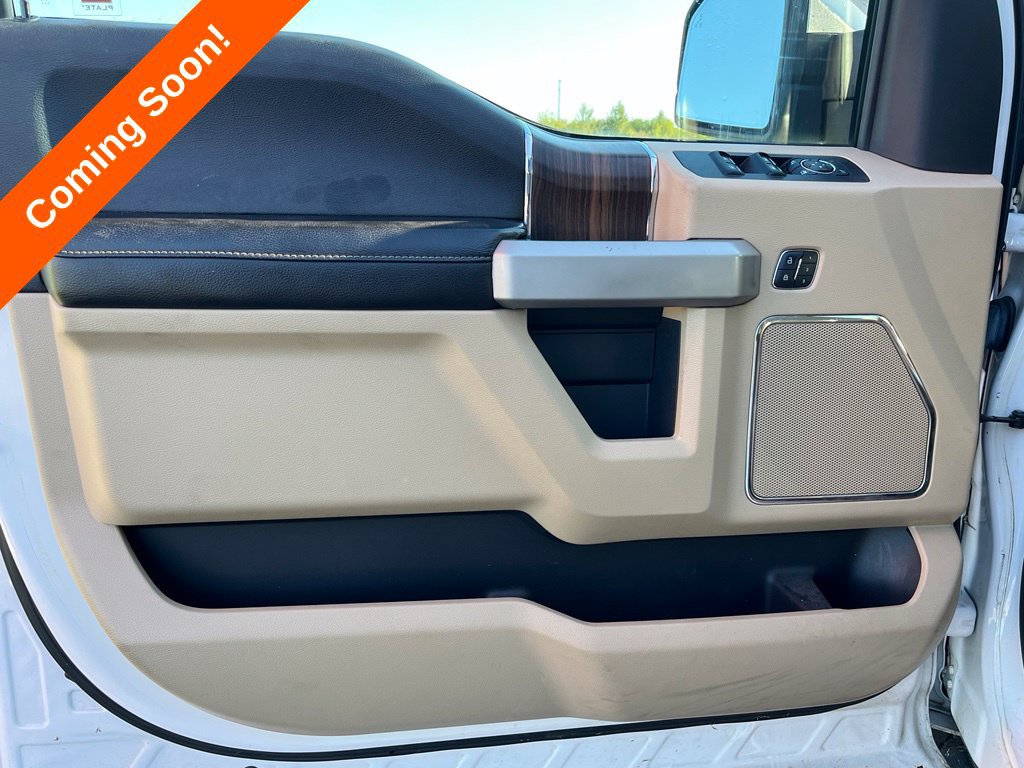 Used 2017 Ford F150 Lariat w/ Equipment Group 502A Luxury AWD/4WD image 17