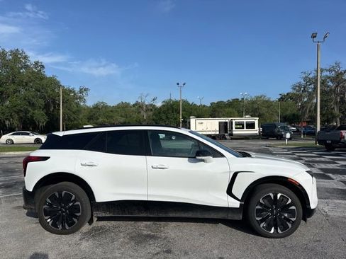 Used 2024 Chevrolet Blazer EV RS AWD/4WD image 6