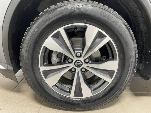 Used 2024 Nissan Murano SV AWD/4WD image 7