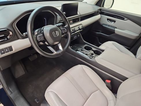 Certified 2024 Honda Pilot EX-L image 2