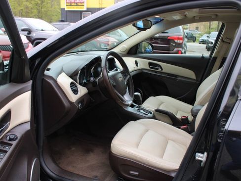 Used 2015 Chevrolet Cruze LTZ w/ Sun, Sound and Sport Package FWD image 23
