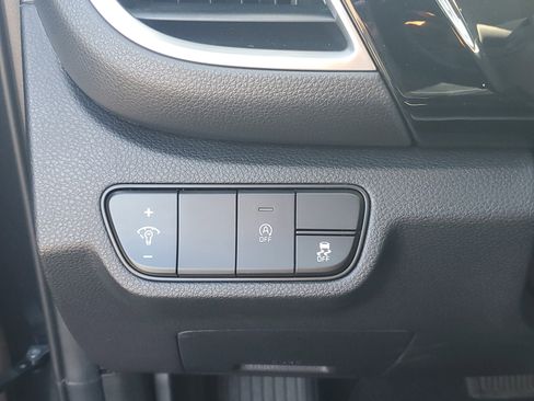 Used 2025 Kia Seltos S FWD image 23