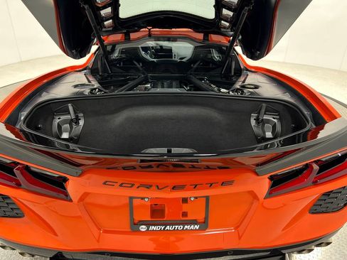 Used 2021 Chevrolet Corvette Stingray Coupe w/ 1LT RWD image 30