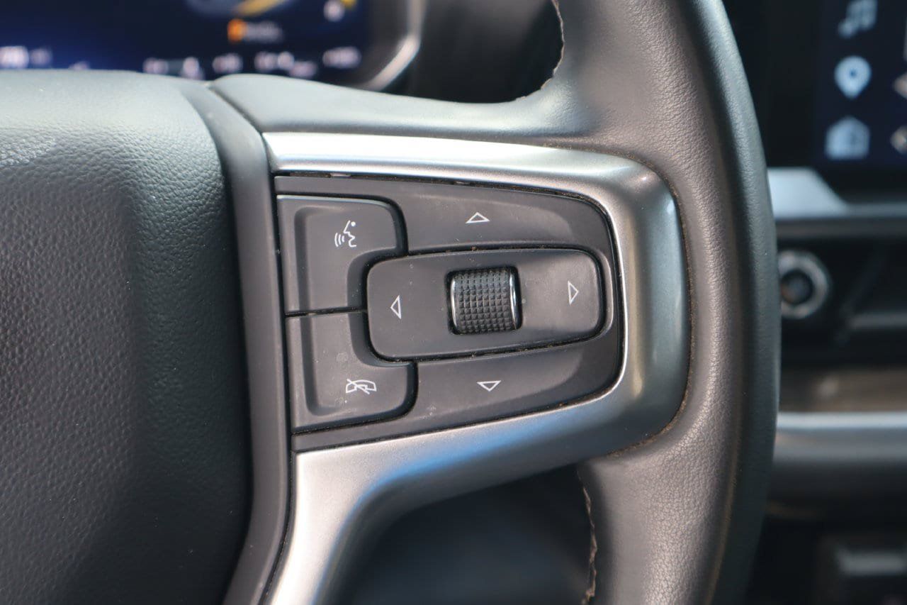 Used 2026 Chevrolet Silverado 2500 LT AWD/4WD image 13