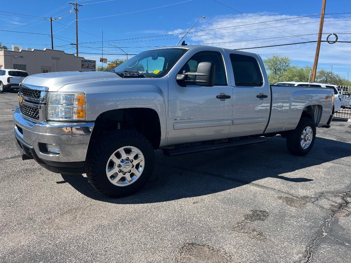 Used 2014 Chevrolet Silverado 3500 LT w/ Interior Plus Package AWD/4WD image 10