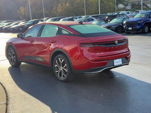 Used 2025 Toyota Crown Limited AWD (Natl) image 6