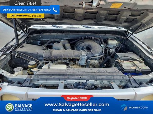 Used 2010 Toyota FJ Cruiser 2WD image 16