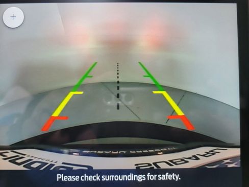 Used 2023 Ford Edge Titanium w/ Class II Trailer Tow Package image 16